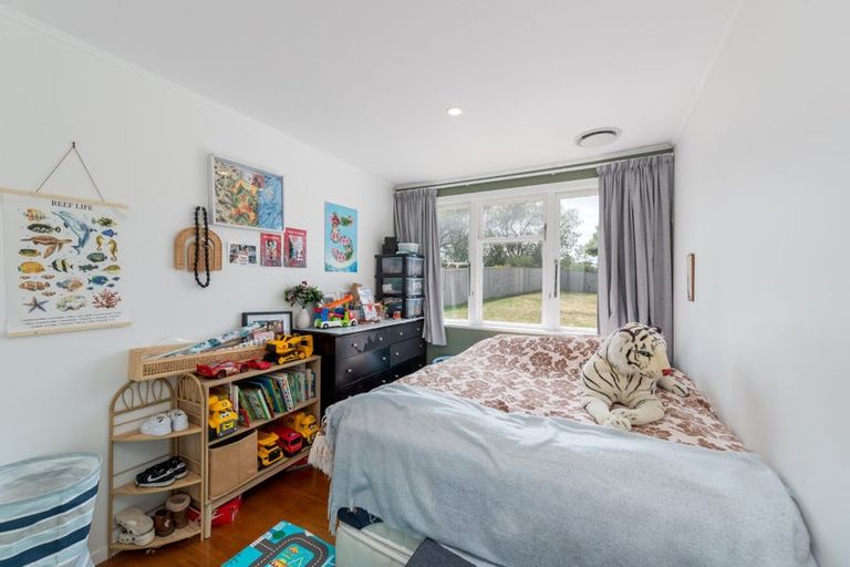 Photo of property in 115 Te Pene Avenue, Titahi Bay, Porirua, 5022