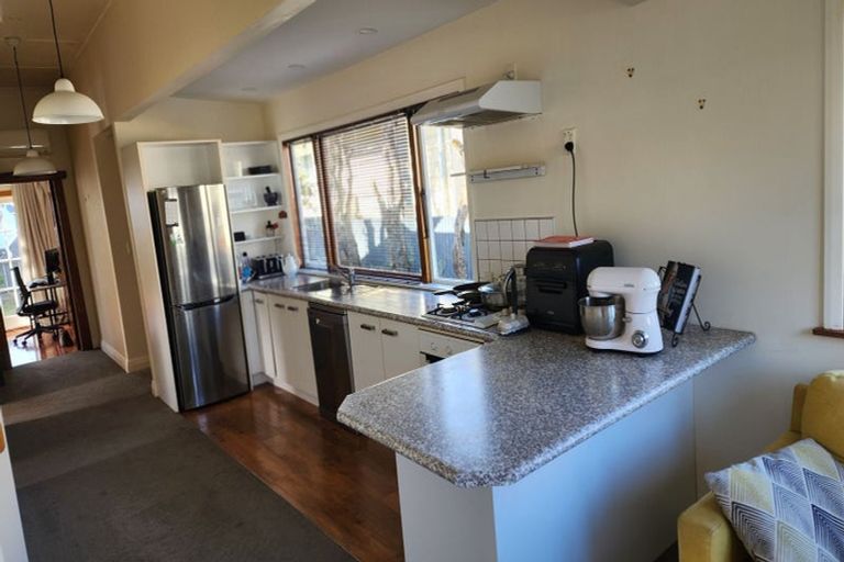 Photo of property in 13 Toru Street, Lyall Bay, Wellington, 6022