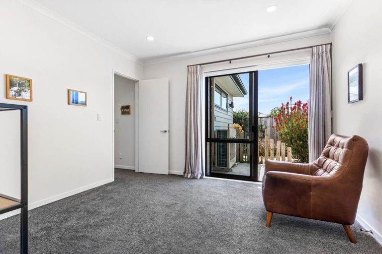 Photo of property in 45 Pohutukawa Parade, Riverhead, 0820