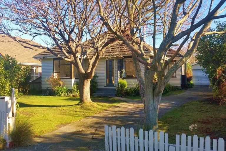 Photo of property in 43 Charlcott Street, Burnside, Christchurch, 8053