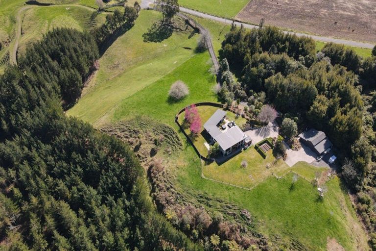 Photo of property in 588 Kapukapu Road, Hamurana, Rotorua, 3096