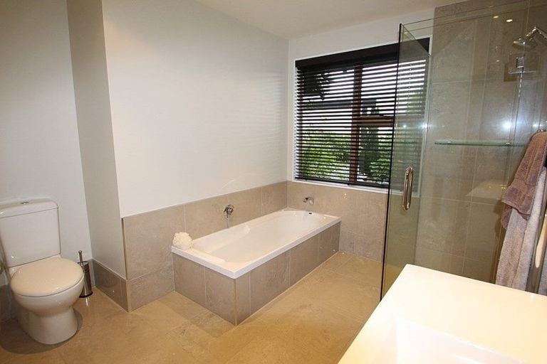 Photo of property in 48 Norton Street, Gore, 9710