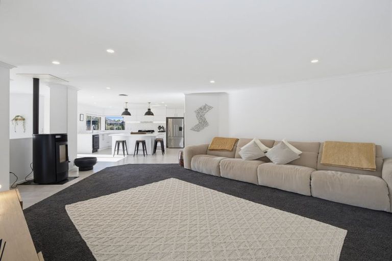 Photo of property in 6 Thornley Place, Woodend, 7610