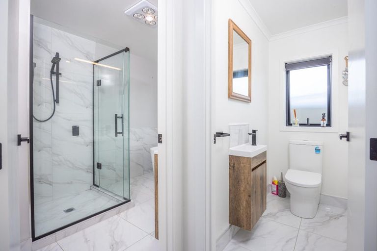 Photo of property in 6 Kapua Crescent, Rototuna North, Hamilton, 3210