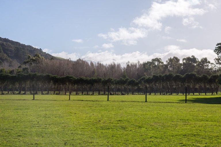 Photo of property in 707 Norfolk Road, Upper Plain, Carterton, 5791