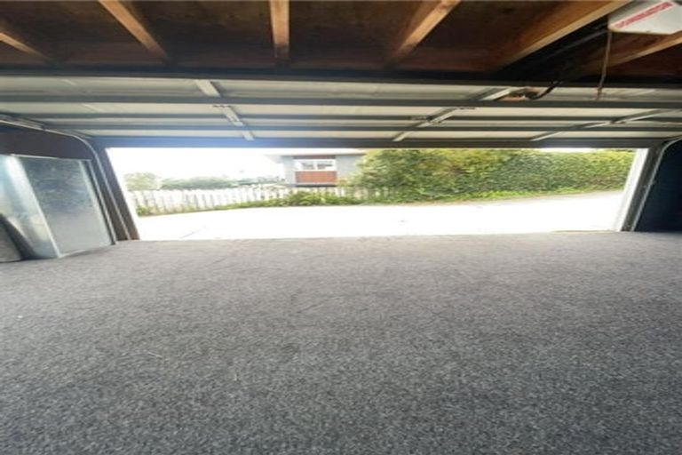 Photo of property in 18 Commins Road, Onerahi, Whangarei, 0110