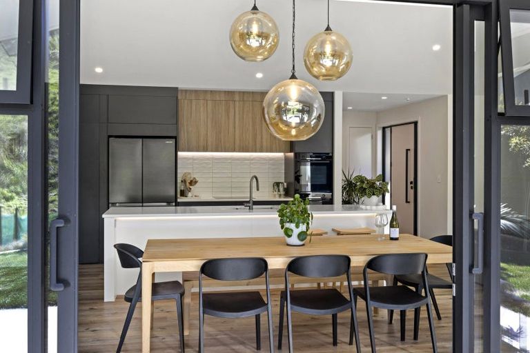 Photo of property in 3 Waipatukahu Lane, Raglan, 3225