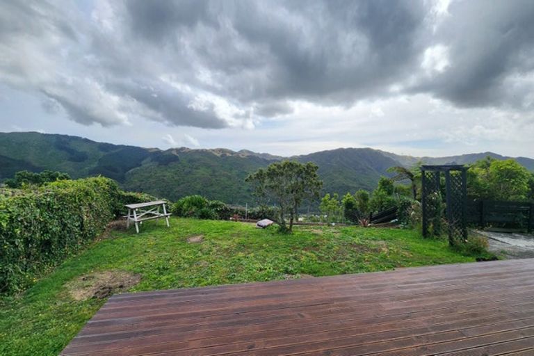 Photo of property in 28 Huntingdon Street, Northland, Wellington, 6012