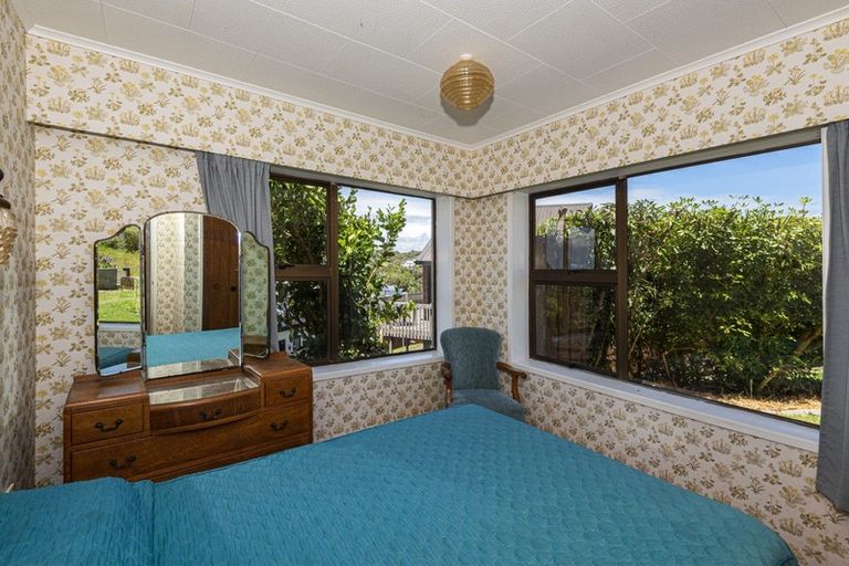 Photo of property in 50 Du Fresne Place, Russell, 0202