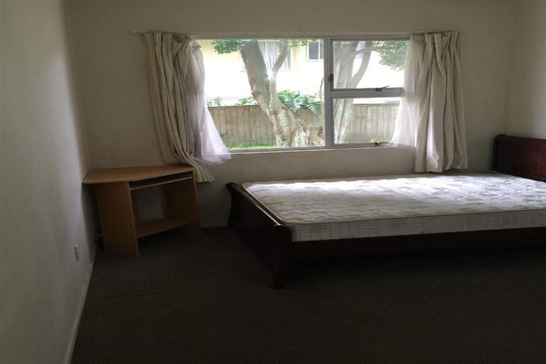 Photo of property in 3/45 Blockhouse Bay Road, Avondale, Auckland, 1026