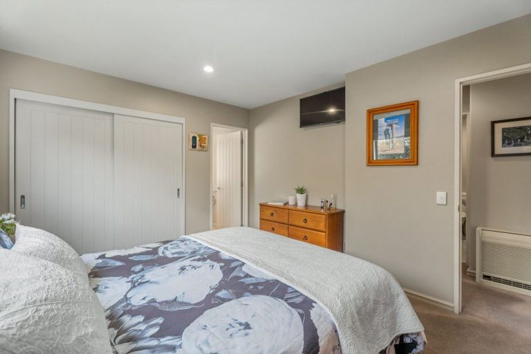 Photo of property in 10 Premier Place, Arrowtown, 9302