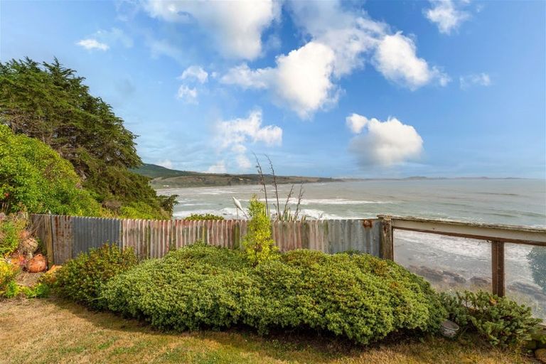 Photo of property in 67 Shag Point Road, Shag Point, Palmerston, 9482