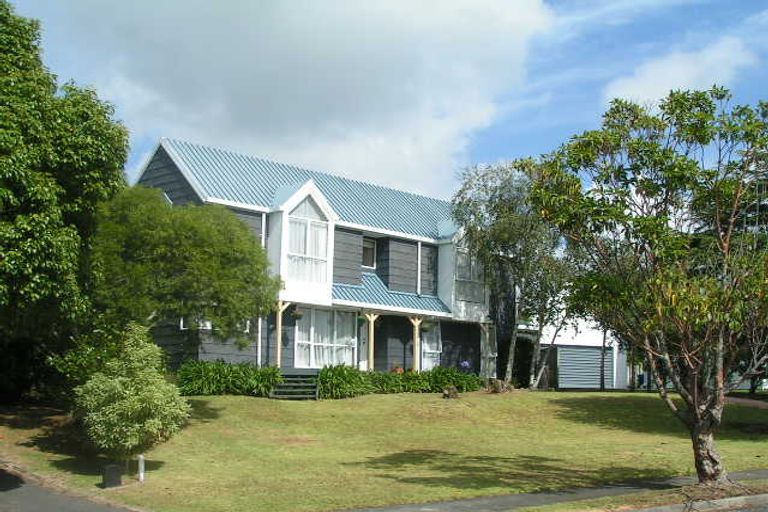 Photo of property in 22 Kennedy Avenue, Forrest Hill, Auckland, 0620