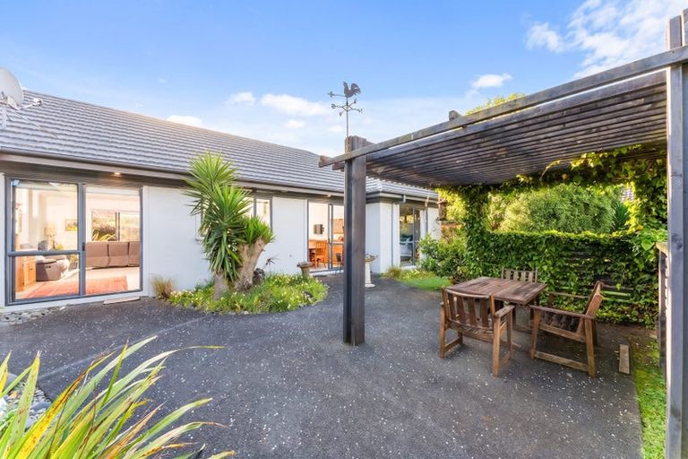 Photo of property in 15 Solan Drive, Waimauku, 0812