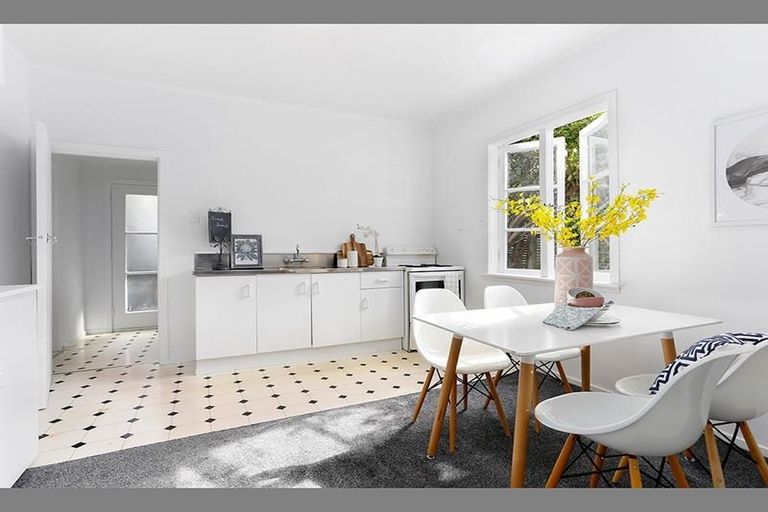 Photo of property in 34 Meadow Street, Mount Wellington, Auckland, 1062