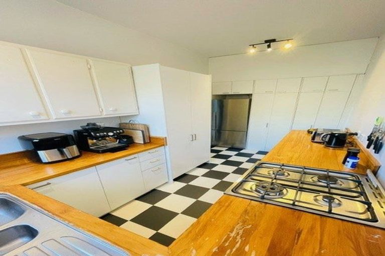 Photo of property in 2/38 Cleveland Street, Brooklyn, Wellington, 6021