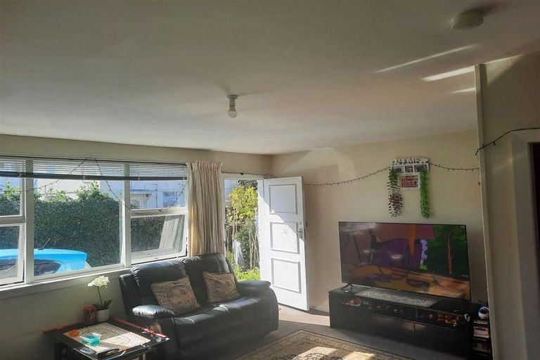 Photo of property in 4/3 Division Street, Riccarton, Christchurch, 8041