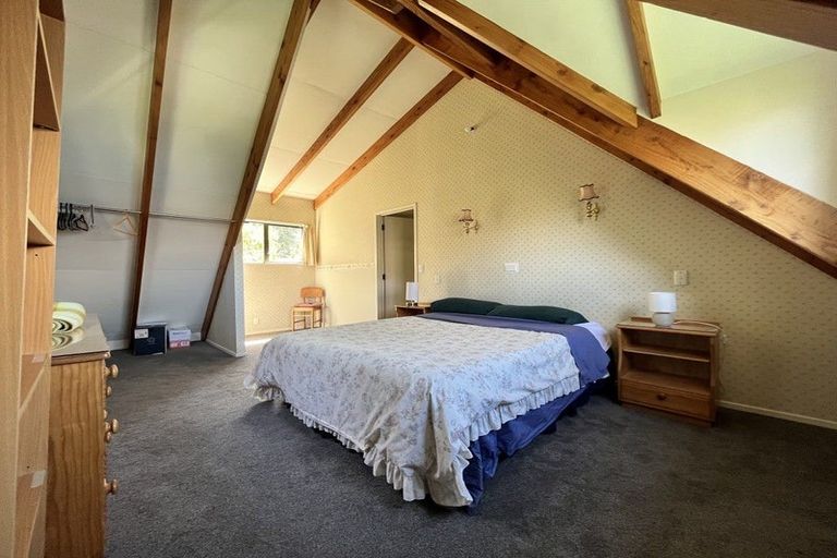 Photo of property in 1 Von Place, Fernhill, Queenstown, 9300