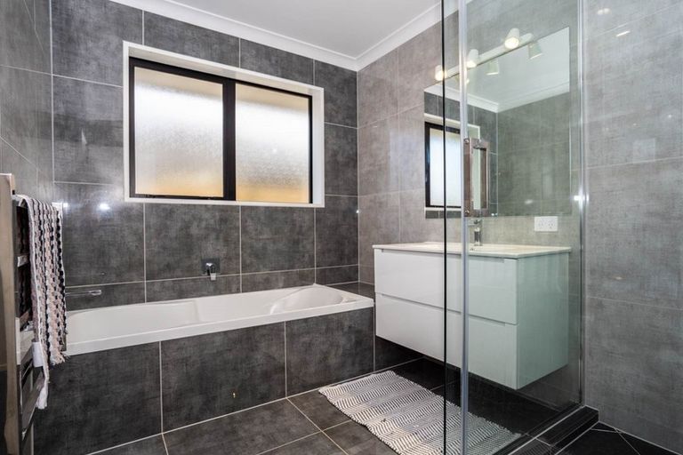 Photo of property in 1 Pahau Avenue, Tikipunga, Whangarei, 0112