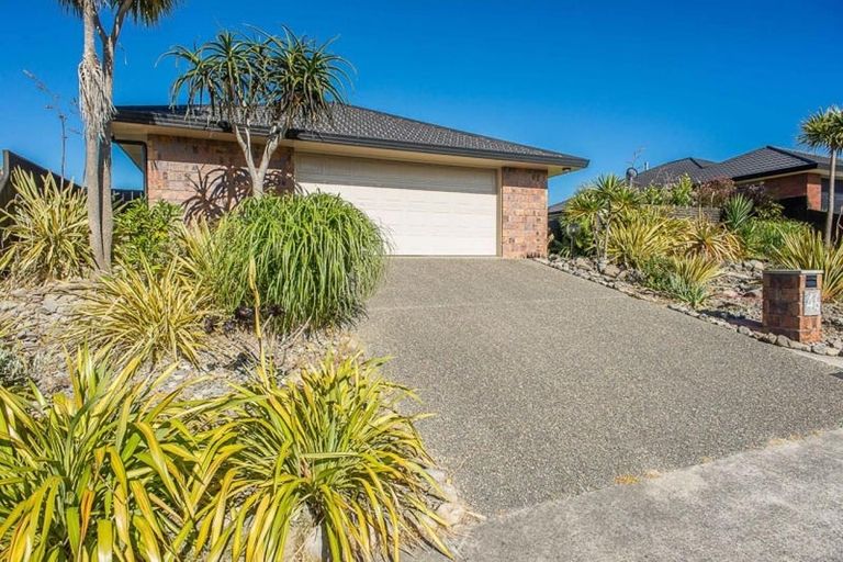 Photo of property in 46 Campion Road, Waikanae Beach, Waikanae, 5036