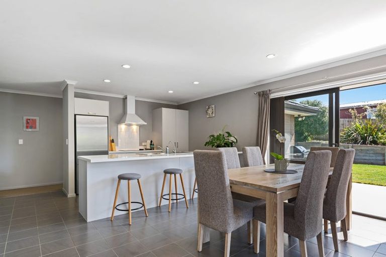 Photo of property in 39 Hamon Place, Pukehangi, Rotorua, 3015