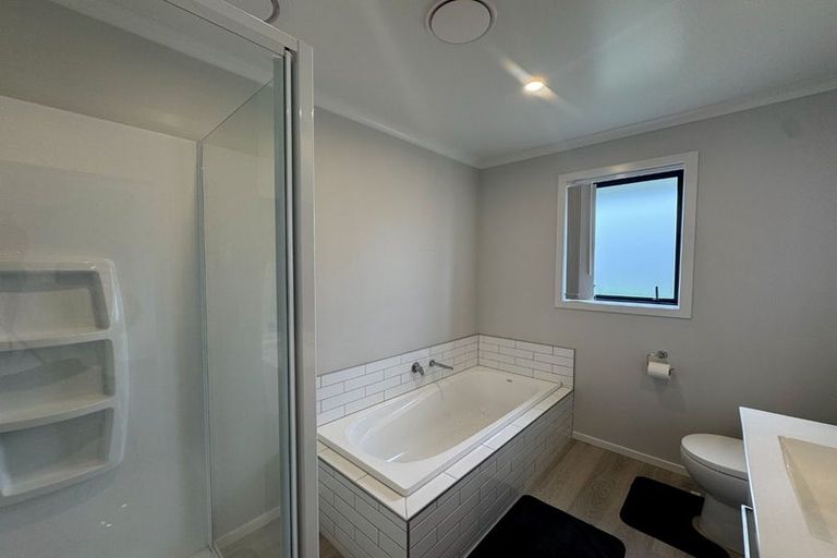 Photo of property in 8 Rayner Lane, Marton, 4710