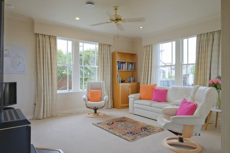 Photo of property in 43 Ross Street, Roslyn, Dunedin, 9011