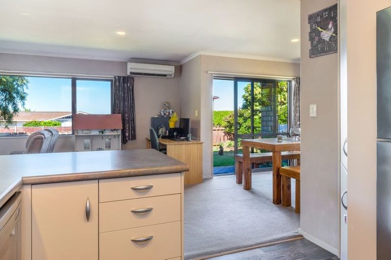 Photo of property in 1/48 Ngamotu Road, Hilltop, Taupo, 3330