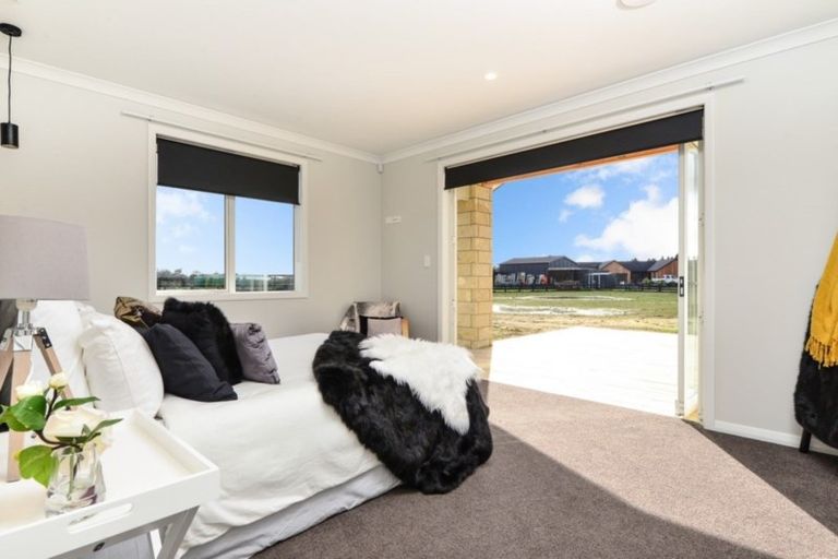 Photo of property in 17 Margot Lane, Matangi, Hamilton, 3283