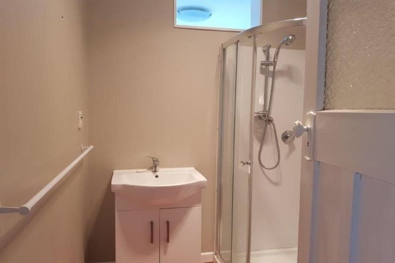 Photo of property in 6 Grassmere Street, Papanui, Christchurch, 8052