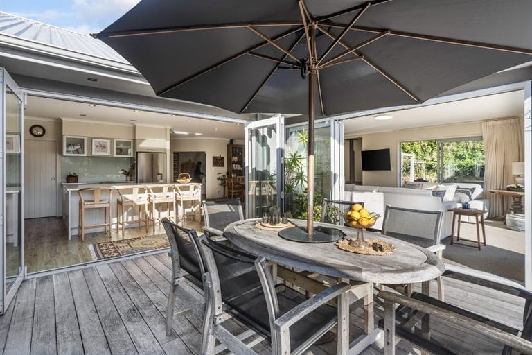 Photo of property in 9 Wrybill Way, Point Wells, Warkworth, 0986