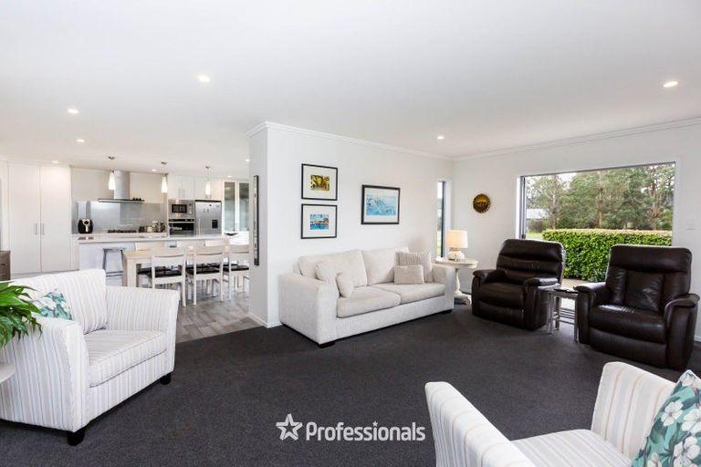 Photo of property in 112 Parkes Line Road, Maymorn, Upper Hutt, 5018