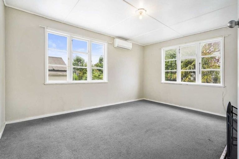 Photo of property in 5 Denz Street, Maeroa, Hamilton, 3200