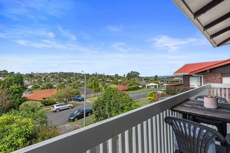 Photo of property in 28 Stapleford Crescent, Browns Bay, Auckland, 0630