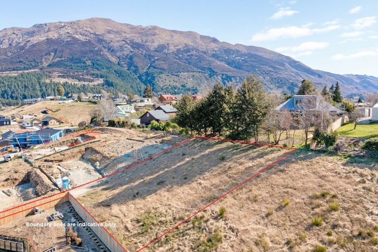 Photo of property in 17 Tomtit Crescent, Lake Hawea, Wanaka, 9382
