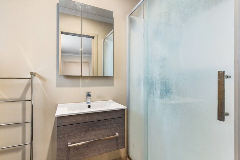 Photo of property in 112 Isabel Street, Whangamata, 3620