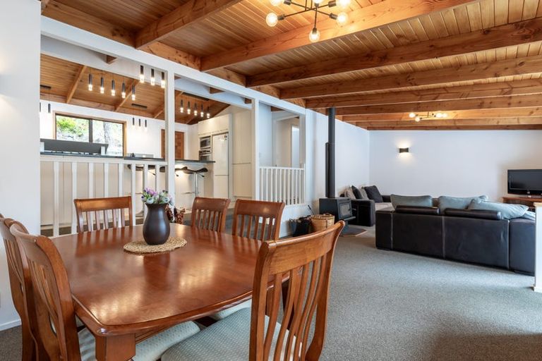 Photo of property in 45 Paturoa Road, Titirangi, Auckland, 0604