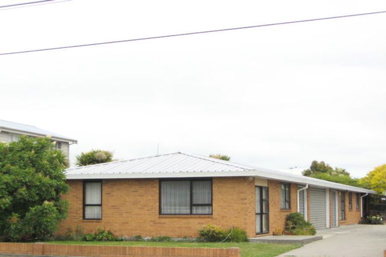 Photo of property in 320 Breezes Road, Aranui, Christchurch, 8061