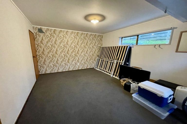 Photo of property in 2/60 Truscott Avenue, Johnsonville, Wellington, 6037