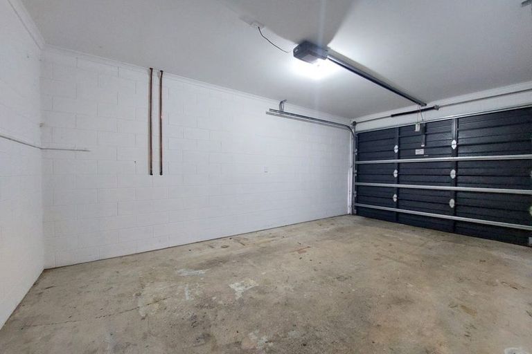 Photo of property in 3 Prudence Place, Oakura, 4314