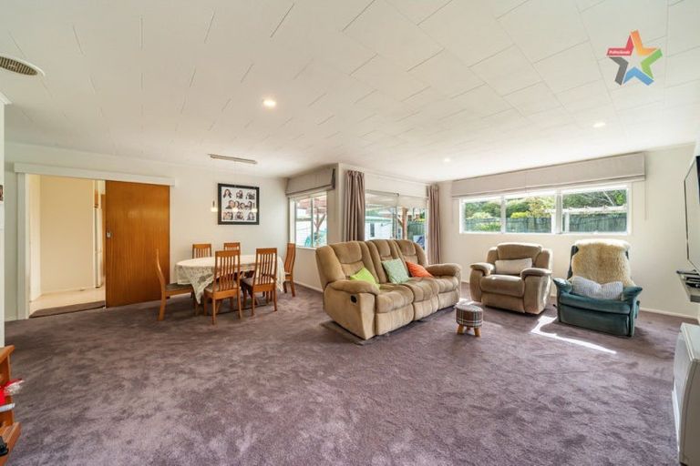 Photo of property in 2 Hildreth Street, Karori, Wellington, 6012