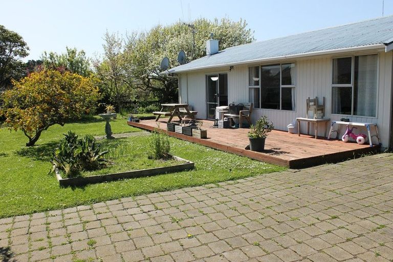Photo of property in 266a Rangiuru Road, Otaki, 5512