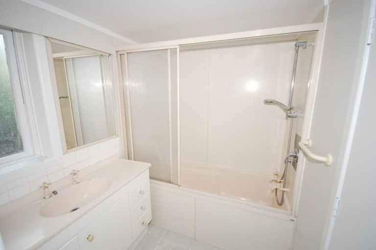 Photo of property in 200 Redoubt Road, Flat Bush, Auckland, 2019