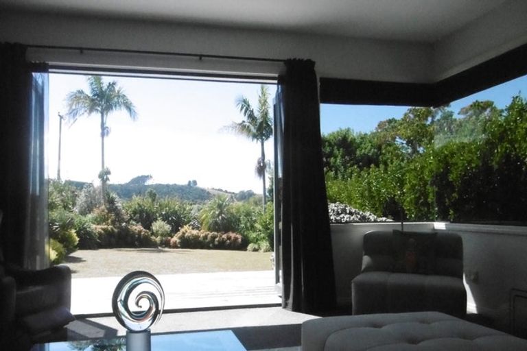 Photo of property in 28 Skudders Beach Road, Kerikeri, 0294