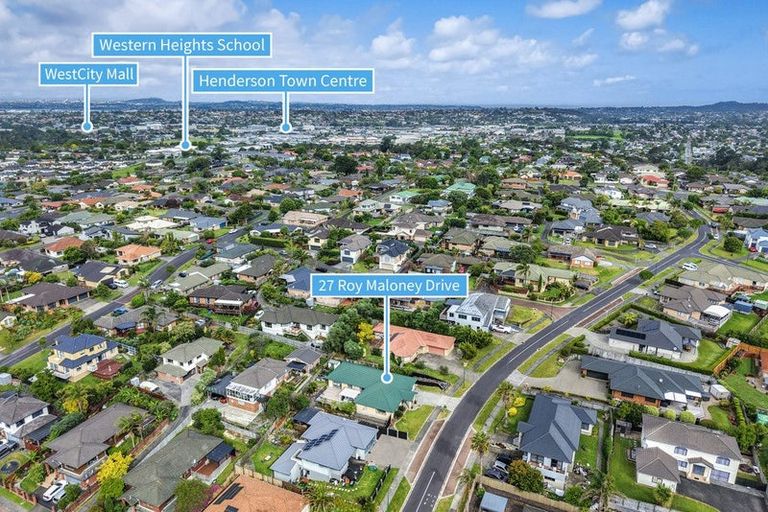 Photo of property in 27 Roy Maloney Drive, Henderson, Auckland, 0612