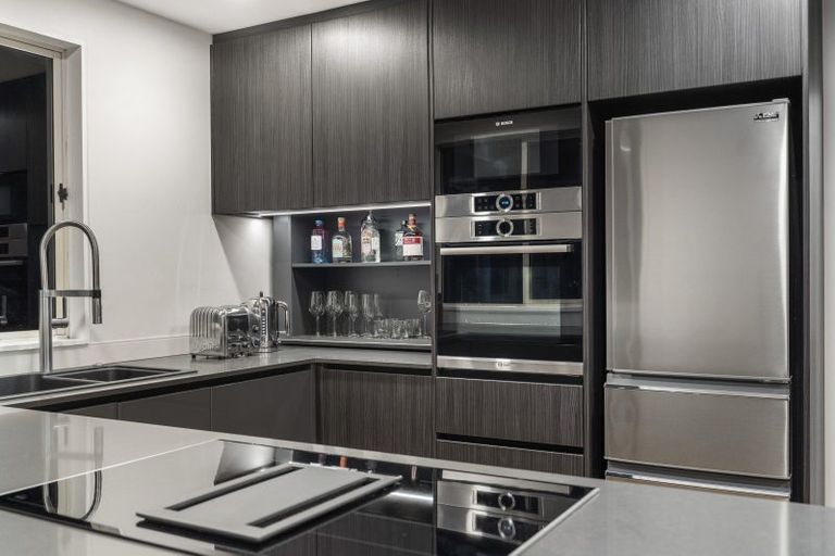 Photo of property in 11 Chedworth Drive, Glenfield, Auckland, 0629