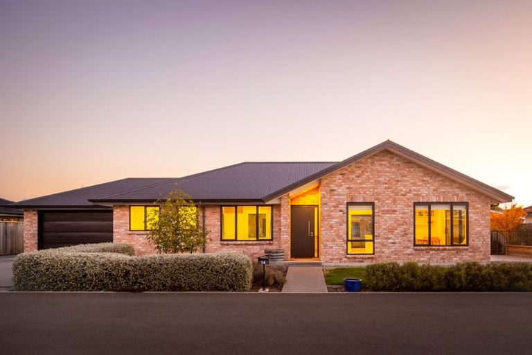 Photo of property in 14 Thomas Way, Brightwater, 7022