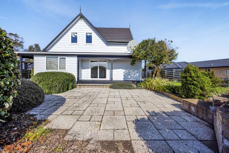 Photo of property in 54 Ketemarae Road, Normanby, Hawera, 4614