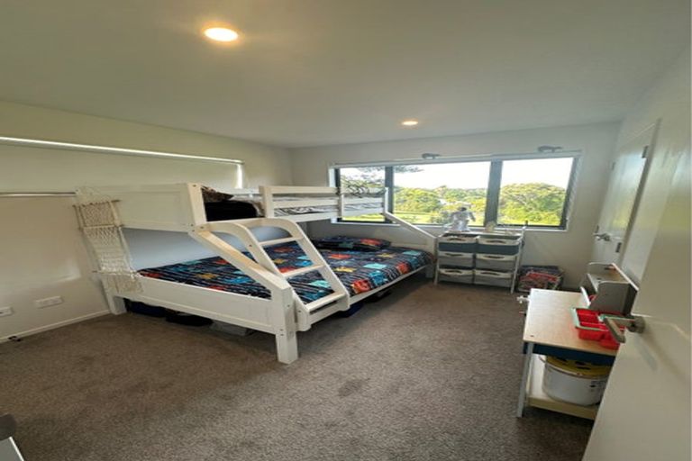 Photo of property in 19/9 Schnapper Rock Road, Greenhithe, Auckland, 0632