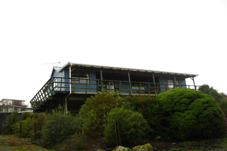 Photo of property in 16 Kehu Street, Moana, 7872